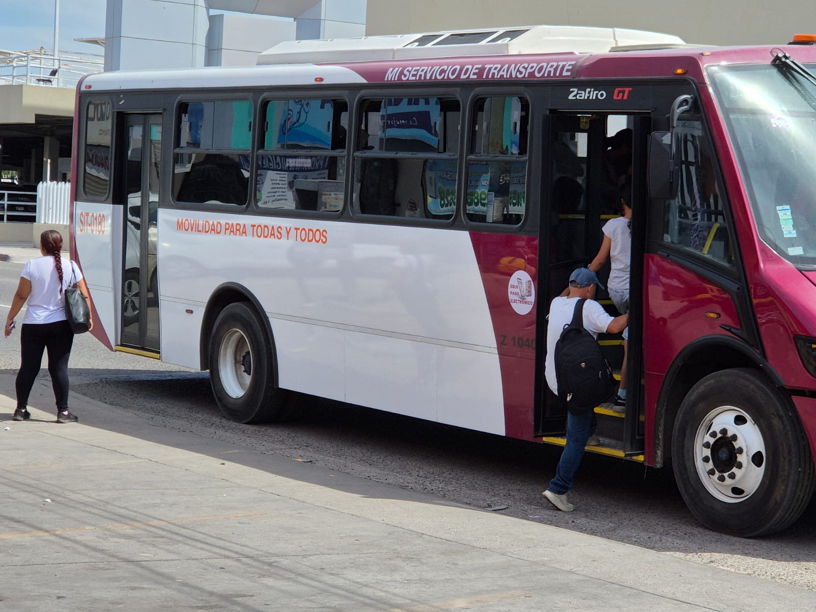 b7834aa7-1112-4d52-a324-63dd367b0965